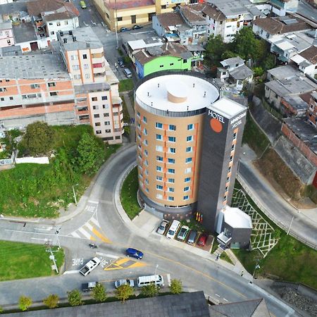 Benidorm Hotel Manizales Esterno foto