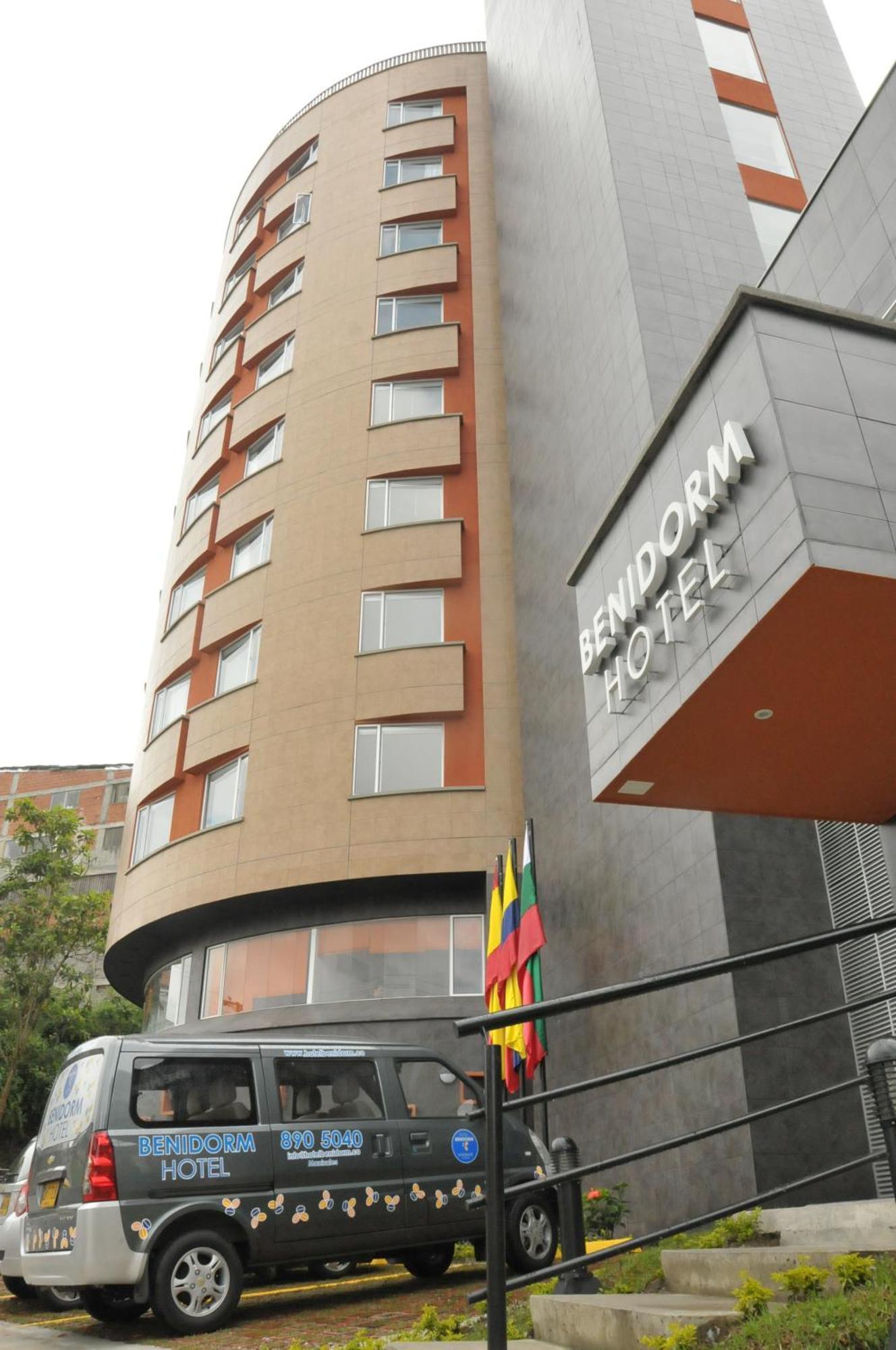 Benidorm Hotel Manizales Esterno foto