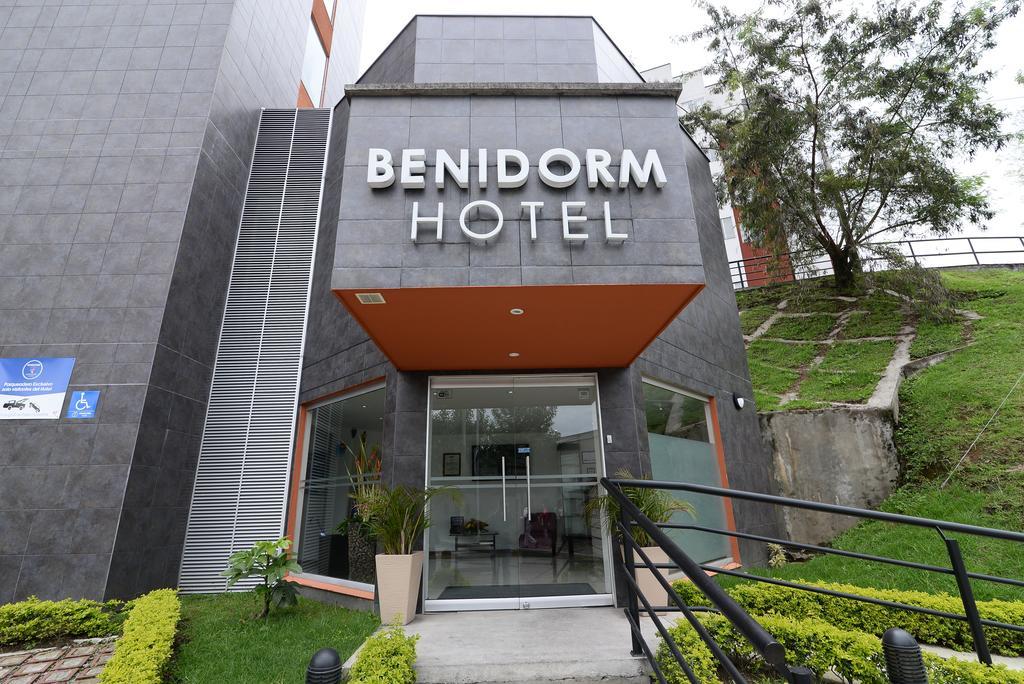 Benidorm Hotel Manizales Esterno foto