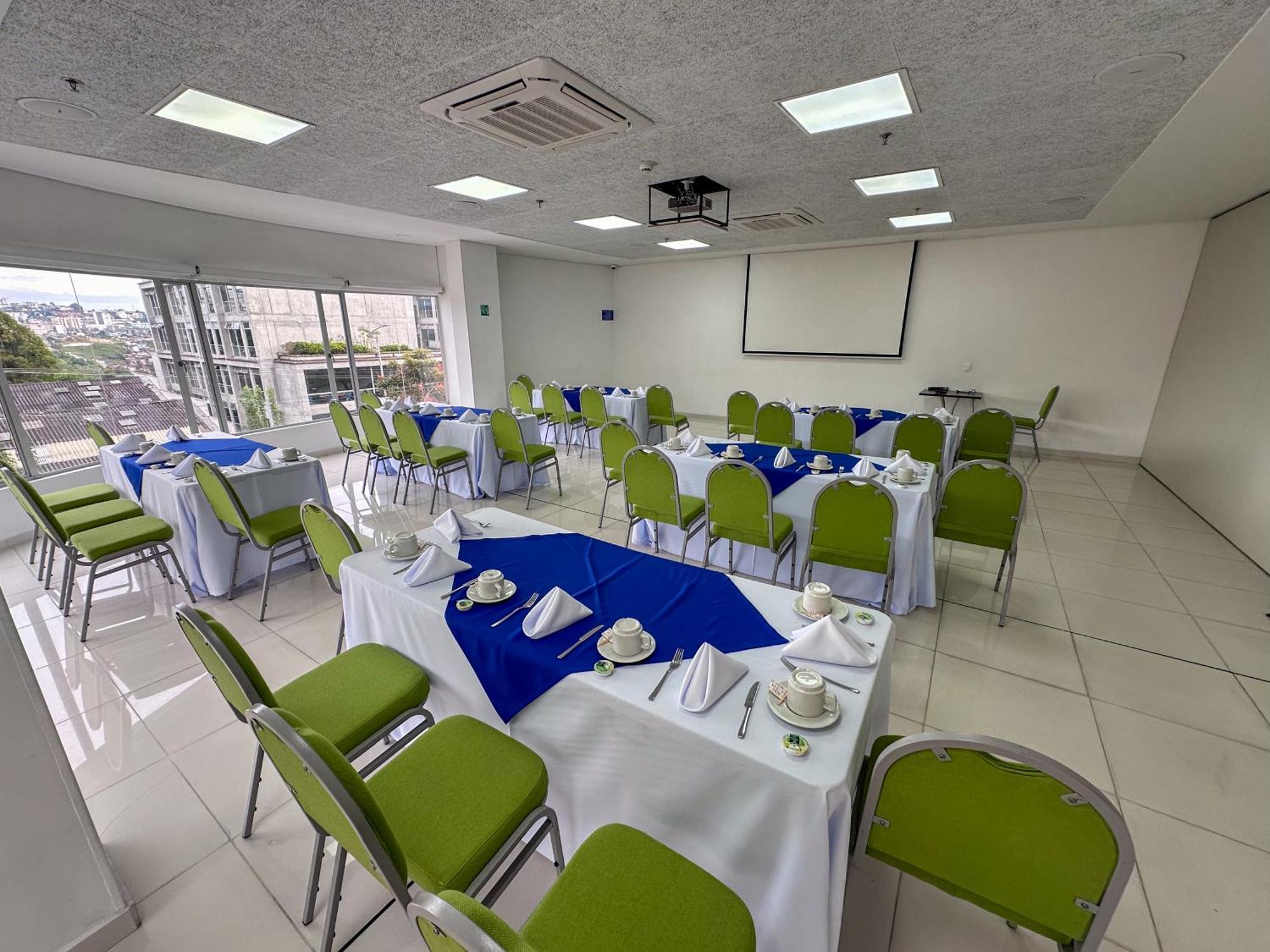 Benidorm Hotel Manizales Esterno foto