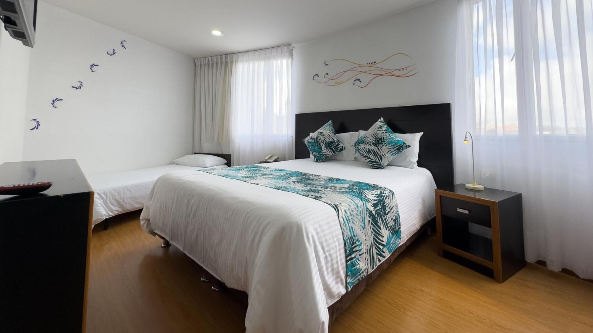 Benidorm Hotel Manizales Esterno foto