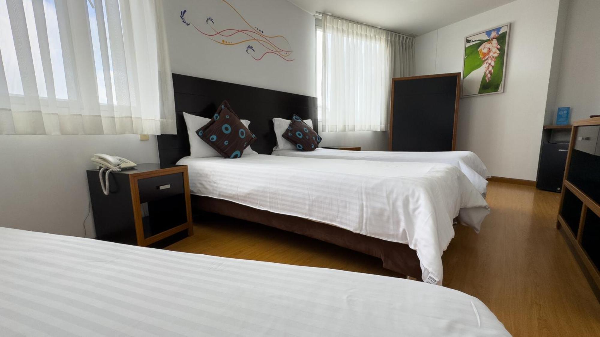 Benidorm Hotel Manizales Esterno foto
