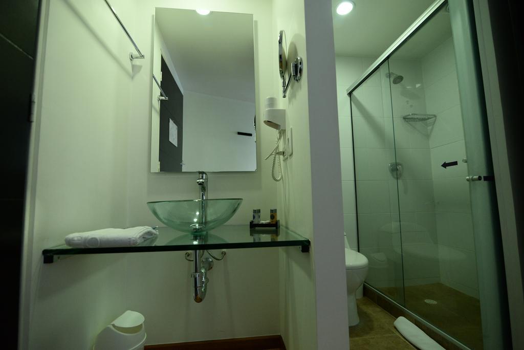 Benidorm Hotel Manizales Esterno foto